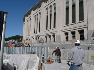 建設中のヤンキースタジアム（5）